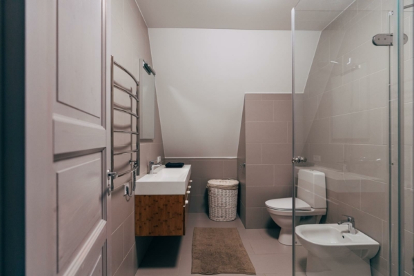 Acompte Chambre confort double partagée • Salle de bain partagée - Retraite Lituanie – Image 3